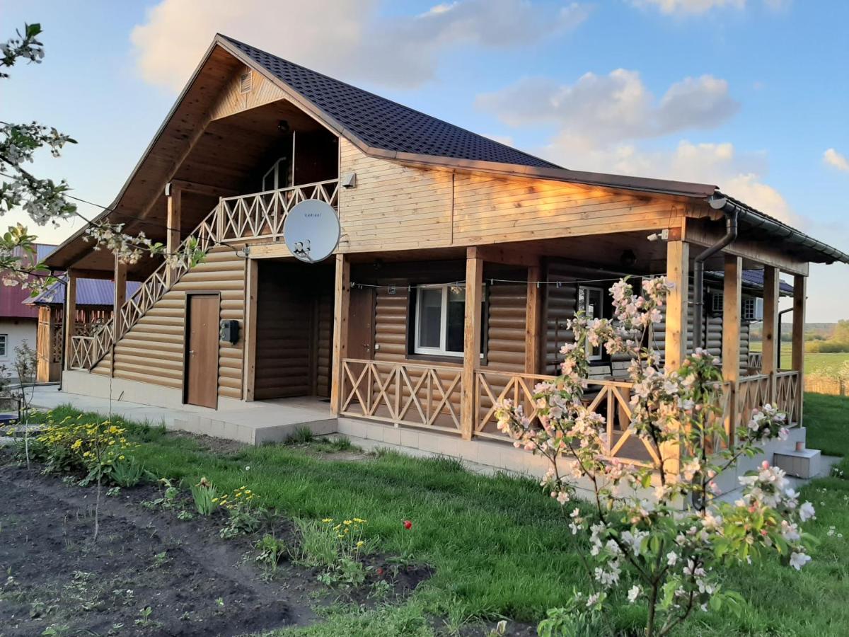 Готель Гостевой дом на Герцена Novhorod-Siverskyi Екстер'єр фото